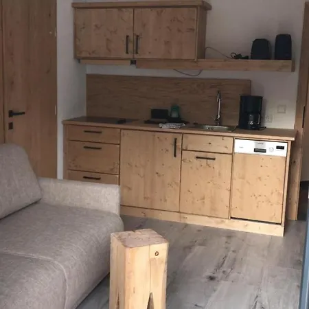 Birklstueberl Restaurant Und Appartement *