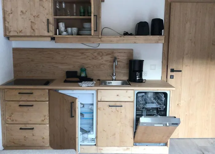 Birklstueberl Restaurant Und Apartment