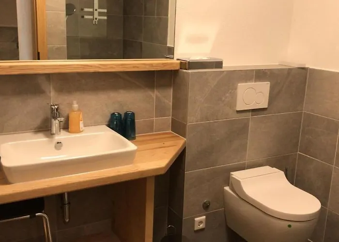 Birklstueberl Restaurant Und Apartment